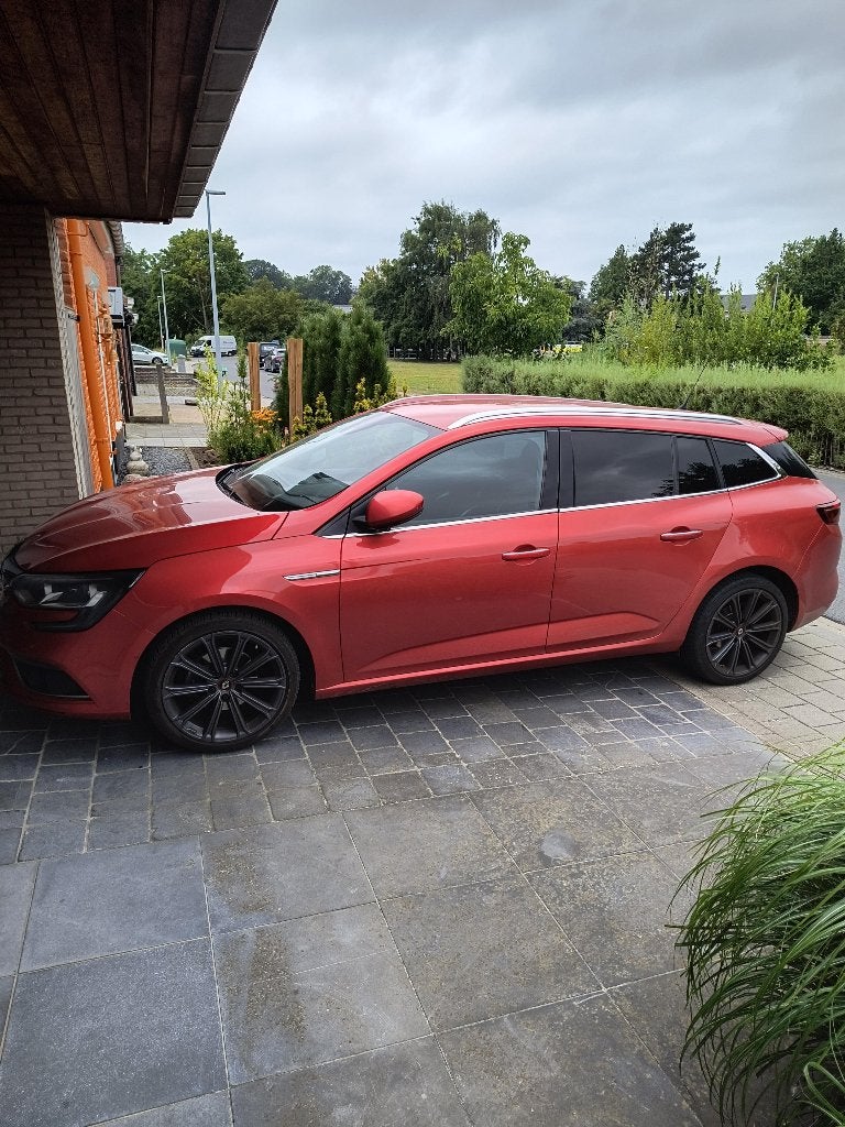RENAULT MEGANE, Autos, Rouge, Cuir et Alcantara, Achat, Euro 6
