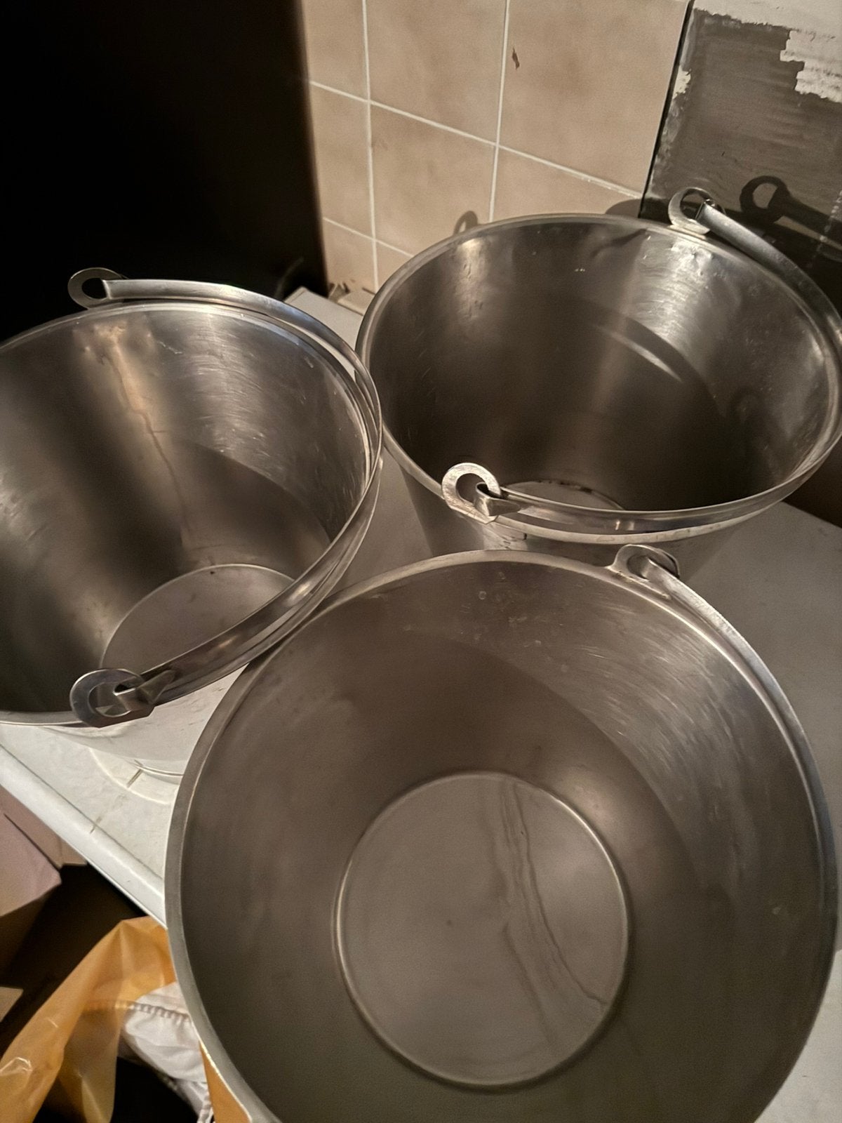 Drie inox emmers, Ophalen, Zo goed als nieuw