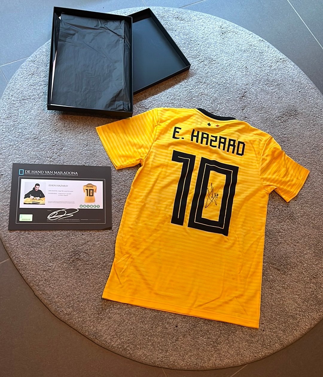 Eden Hazard gesigneerd WK 2018 shirt + officieel certificaat, Verzamelen, Sportartikelen en Voetbal, Ophalen, Nieuw, Shirt