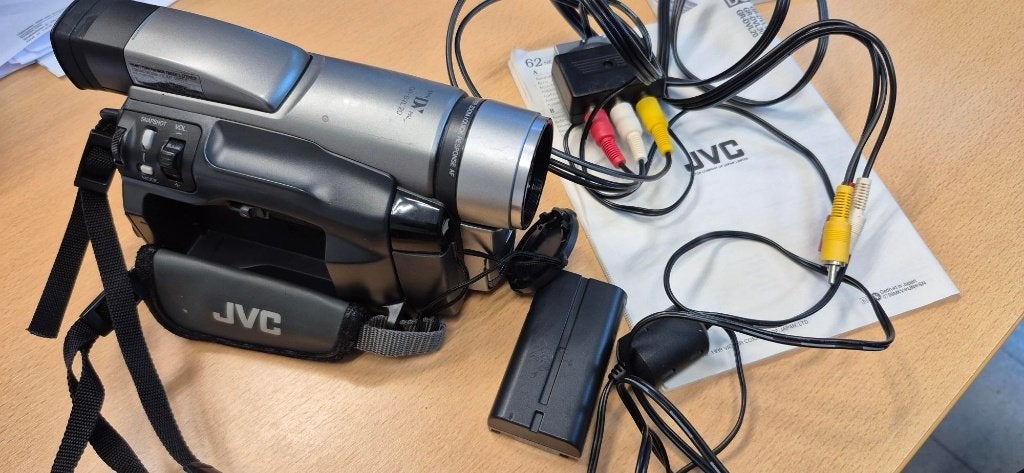Camcorder JVC, TV, Hi-fi & Vidéo, Enlèvement, Autres types, Caméra