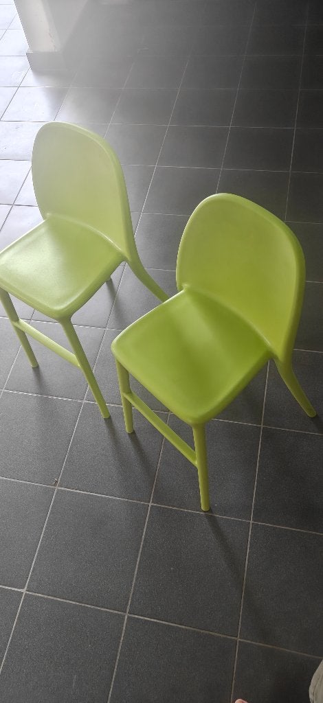 Hoge kinderstoelen, Ophalen, Groen, Kunststof, Zo goed als nieuw
