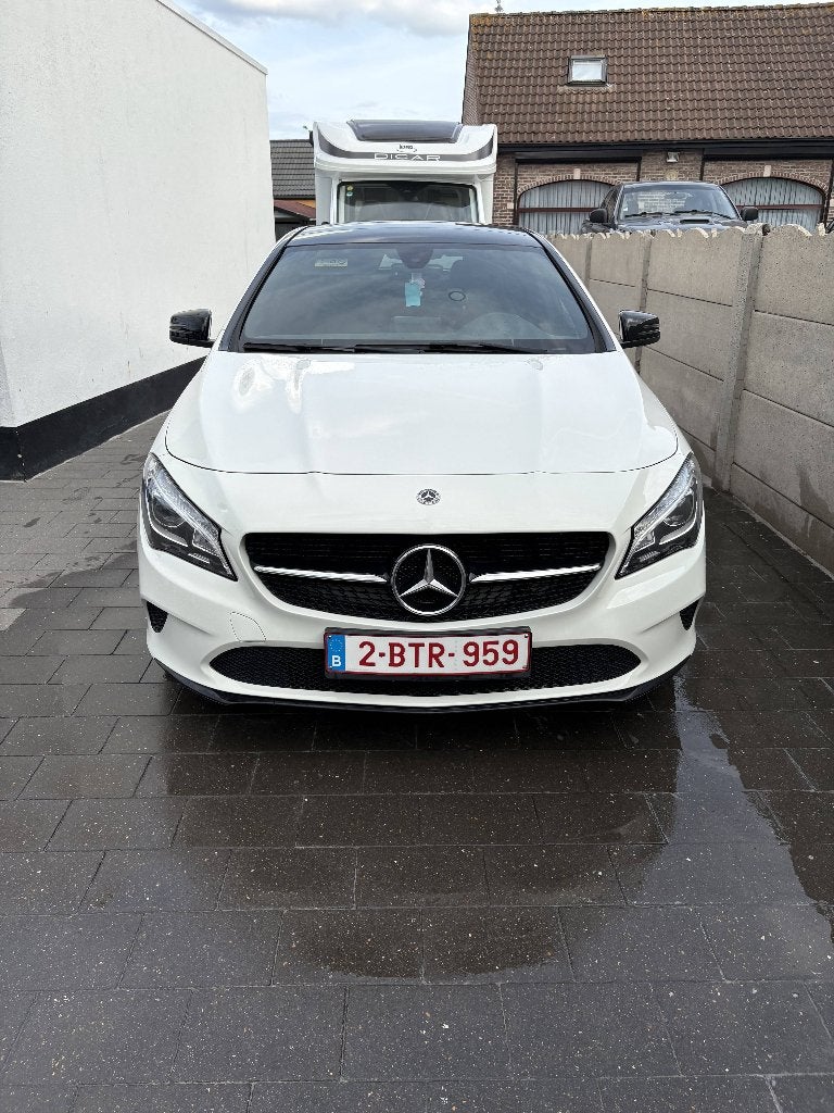 Mercedes CLA180d, CLA, Wit, Leder, 5 deurs