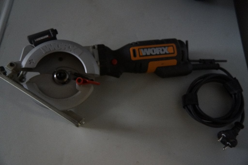 Scie plongeante Worx WX427-1 plus lames, 600 à 1200 watts, Enlèvement ou Envoi, Worx, Utilisé