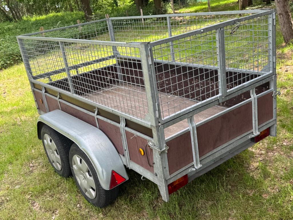 Dubbelas aanhangwagen met loofrekken, Autos : Divers, Remorques, Enlèvement, Comme neuf