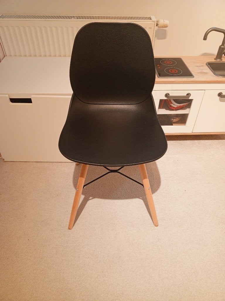 Stoel Zweeds design, Ophalen, Zo goed als nieuw, Zwart