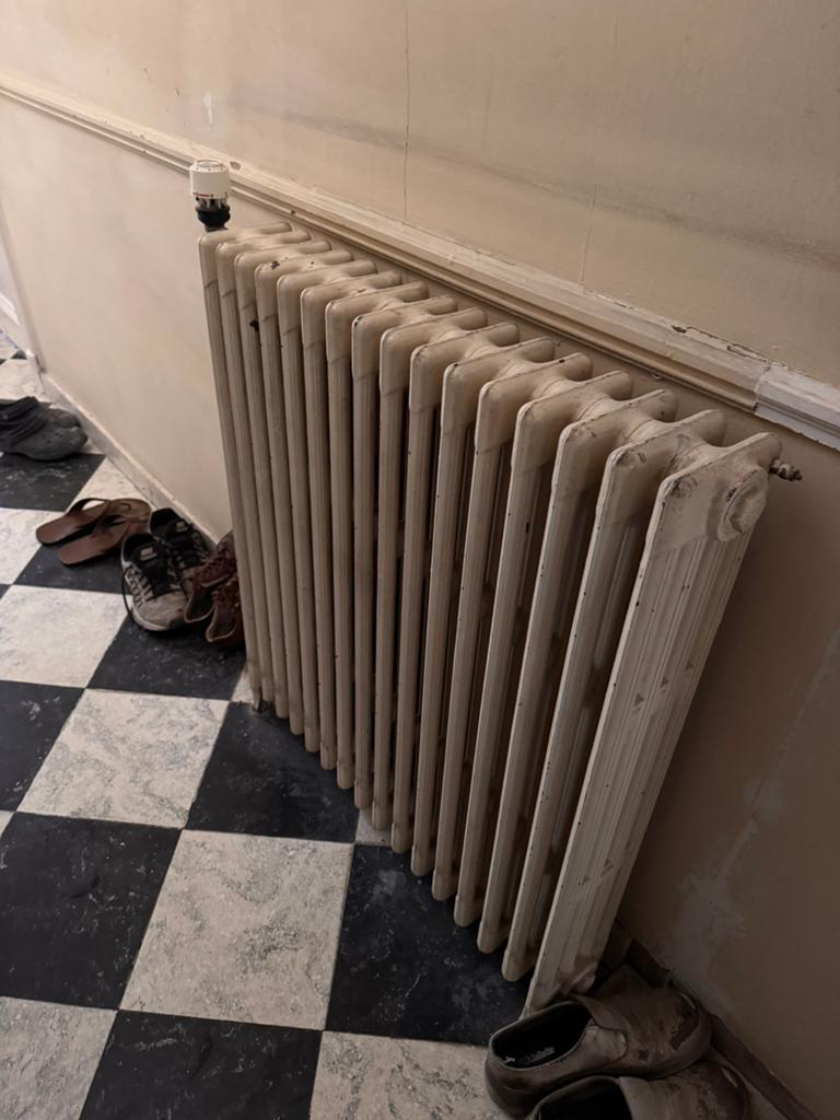 radiateur fonte nickel . 83long/14large/91haut, Bricolage & Construction, Enlèvement, Comme neuf, Radiateur
