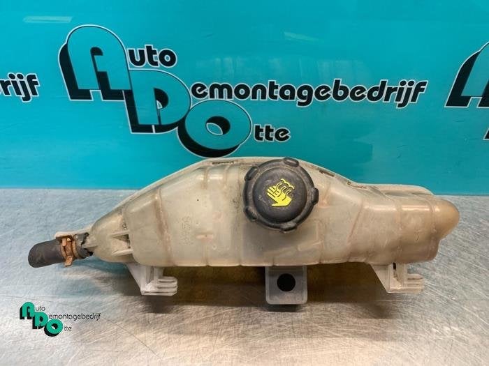 Expansievat van een Renault Clio (Clio 3 06-), Gebruikt, -, Renault, -