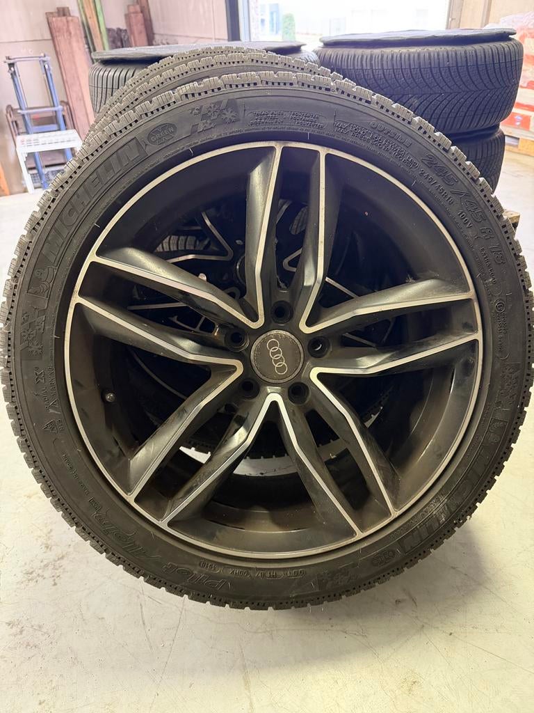 18 inch Audi RS6-Look Winterset – Michelin 245/45 R18, Ophalen, 18 inch, Banden en Velgen, Winterbanden