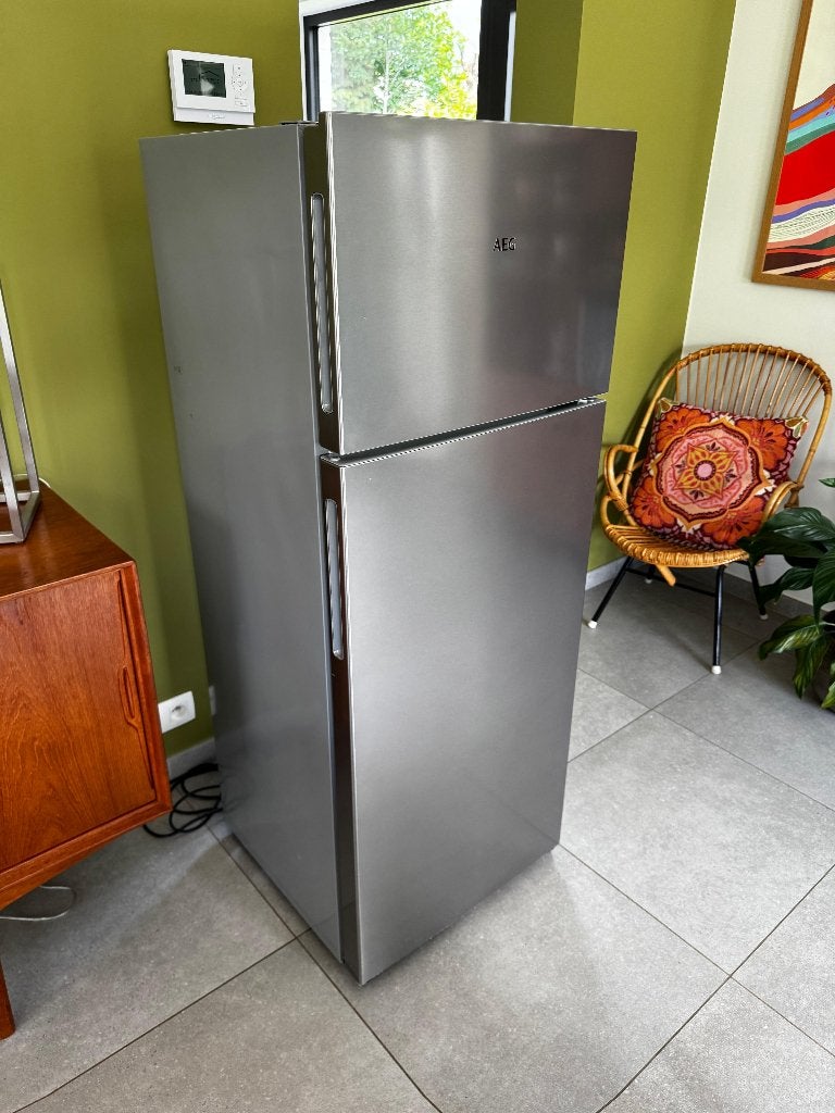 RÉFRIGÉRATEUR Combi: AEG RDB424E1AX, Avec compartiment congélateur, Comme neuf, 200 litres ou plus, 45 à 60 cm