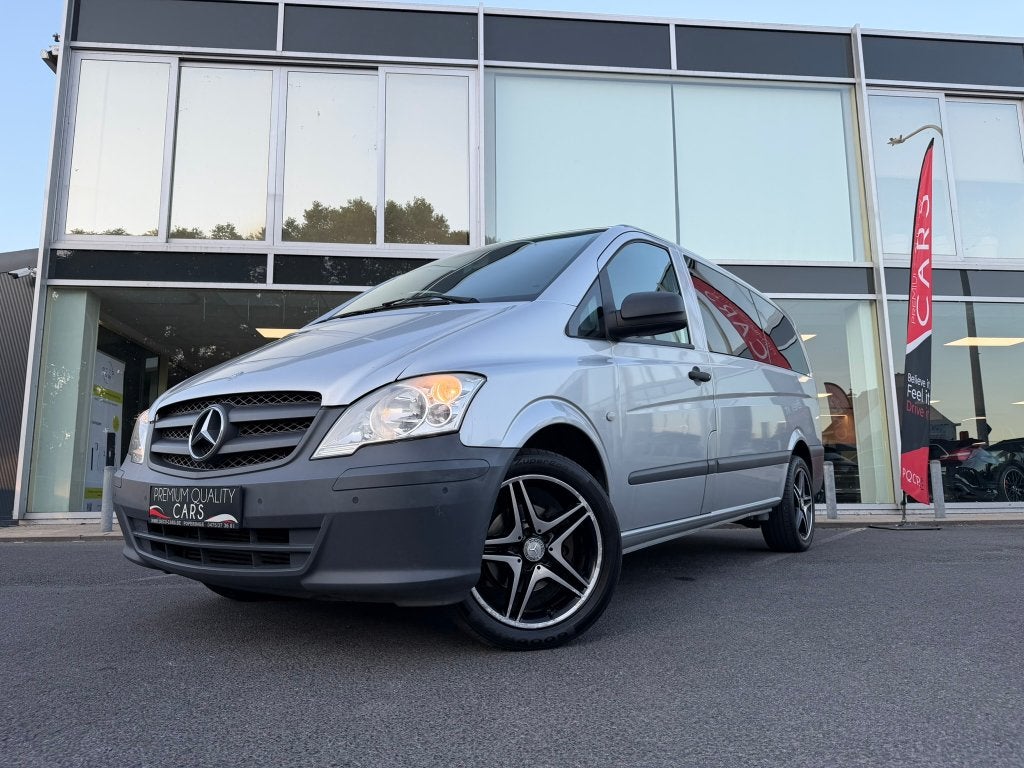 ENKEL VERKOOP HANDELAAR - 3ZIT / TREKHAAK / CAMERA / DAB, Auto's, Voorwielaandrijving, 4 deurs, Stof, Zwart