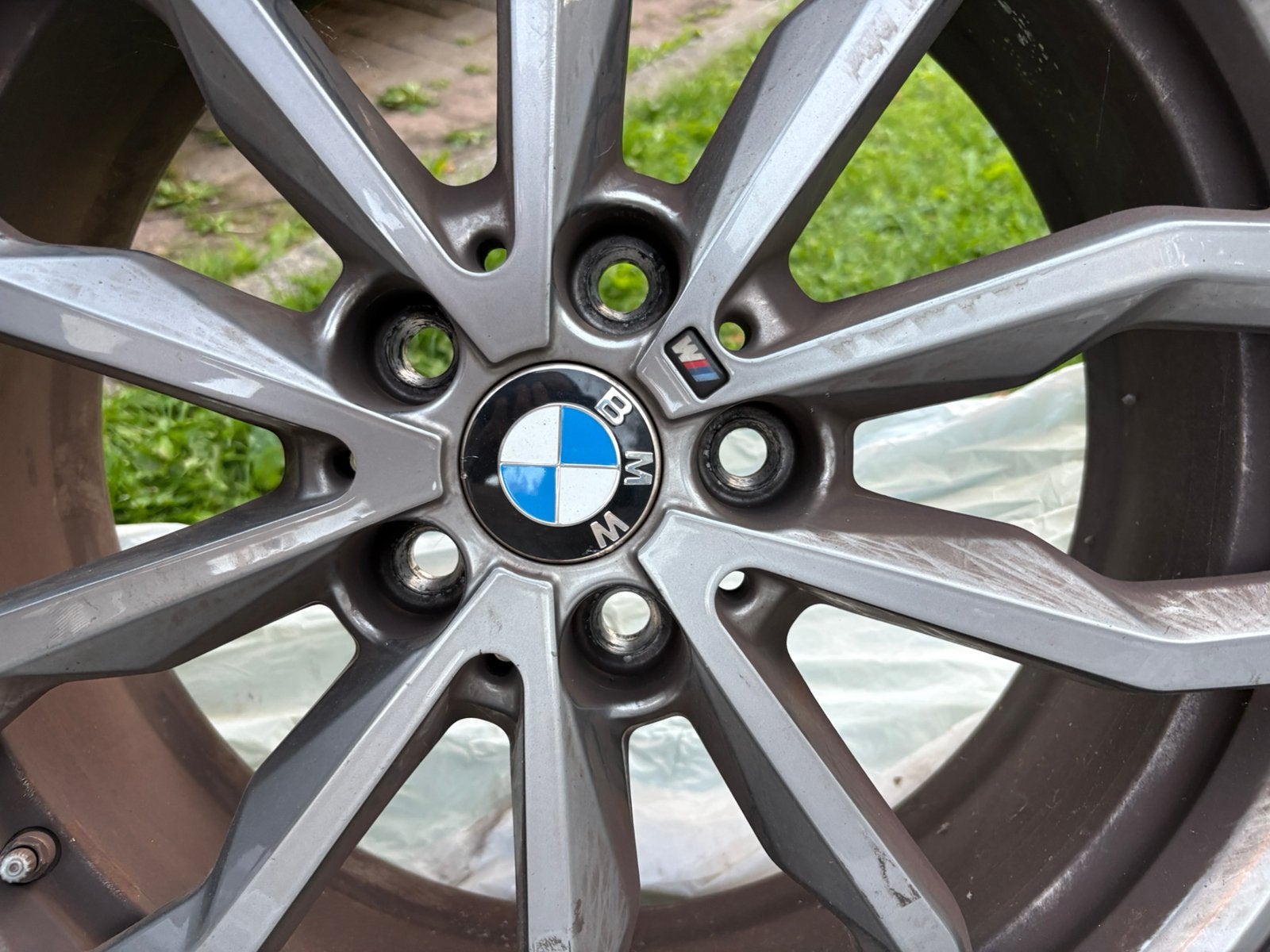 4 Pneus hiver + Jante alu - BMW M (r18), Autos : Pièces & Accessoires, Enlèvement, Pneu(s)