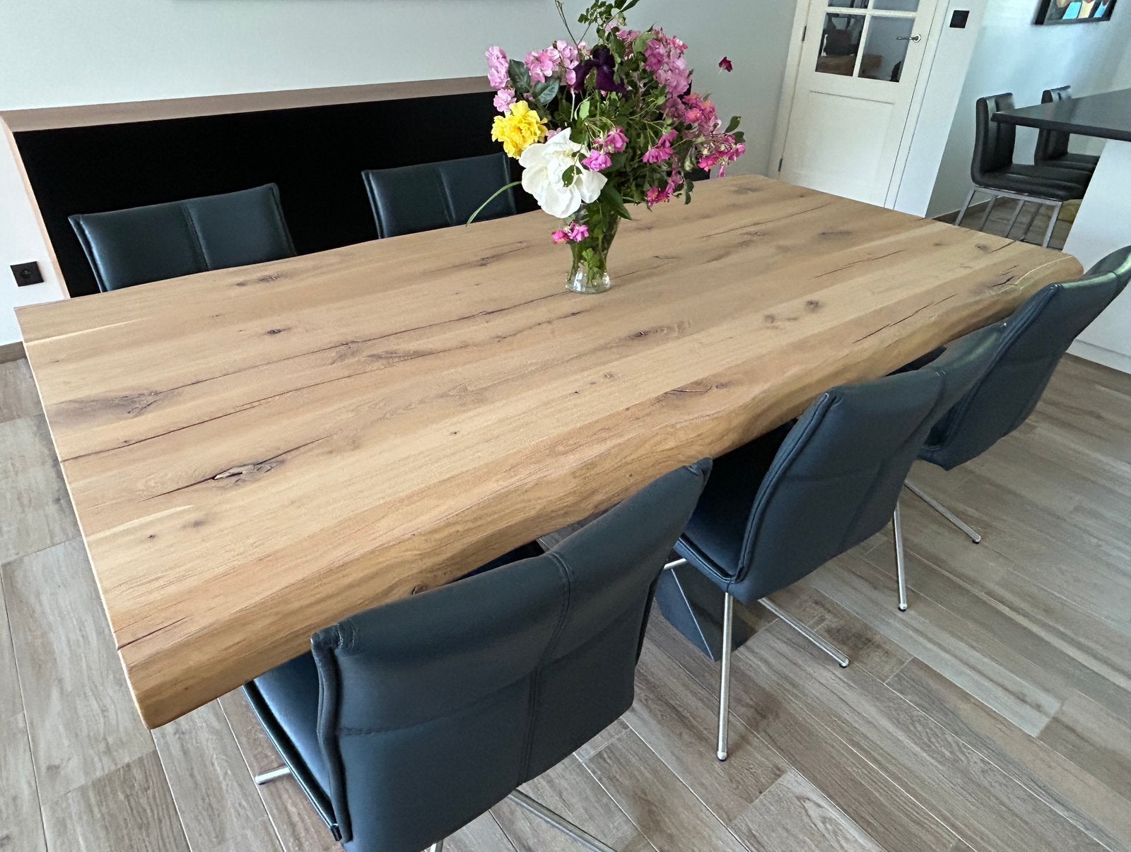 Massief eiken boomstamtafel 220 cm in topstaat, Comme neuf, 100 à 150 cm, Enlèvement, Chêne