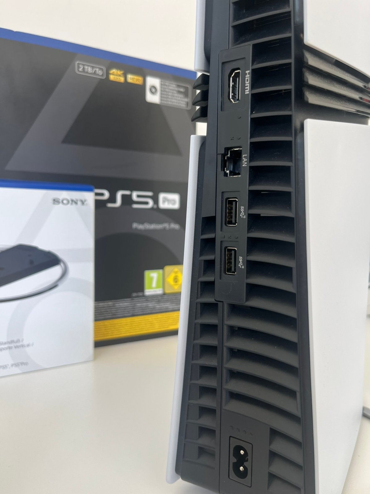 PlayStation 5 Pro 2TB + accessoires GARANTIE, Ophalen, Zo goed als nieuw, Playstation 5
