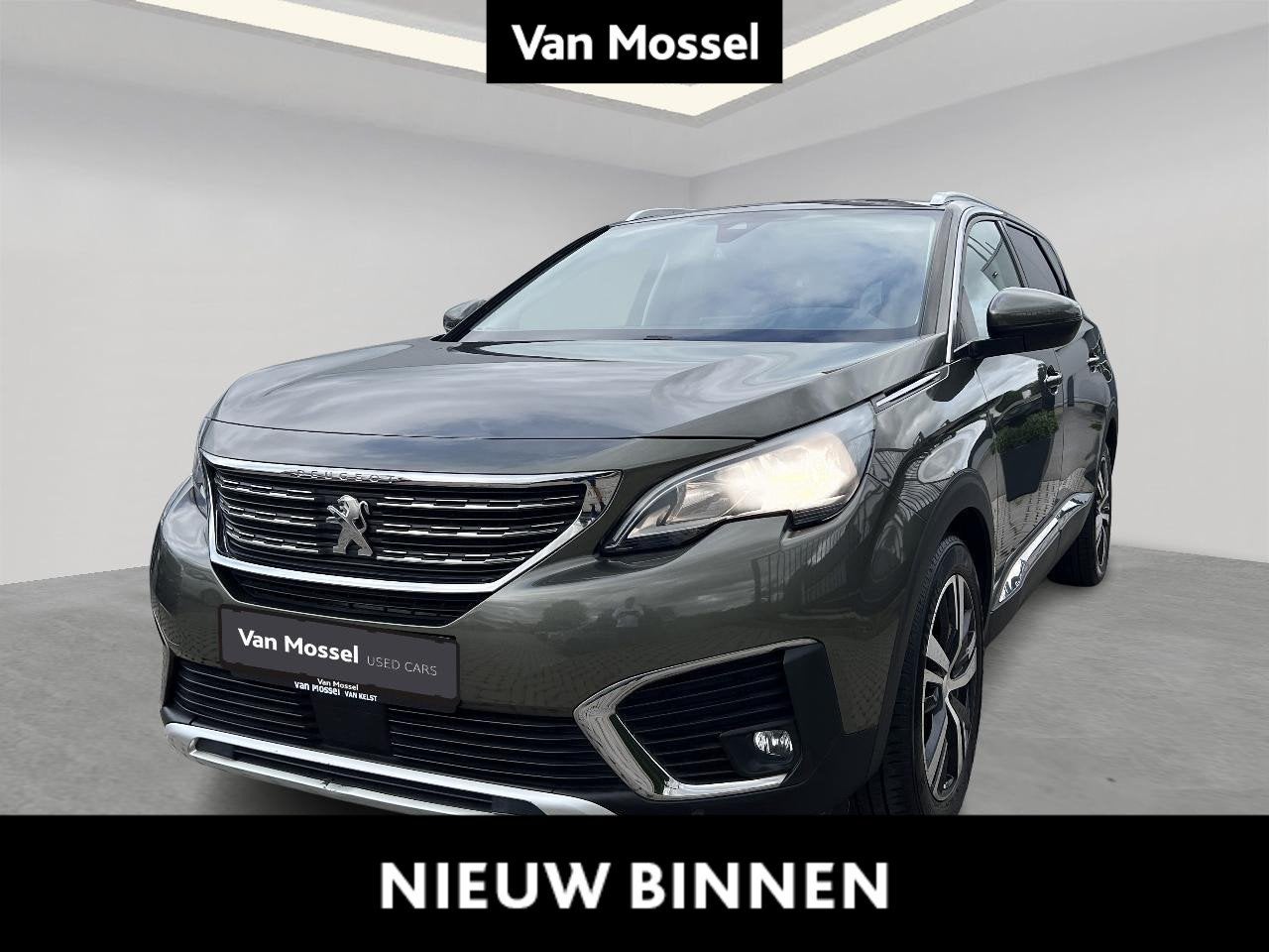 Peugeot 5008 1.2 PureTech 96kW S&S Allure Pack, Auto's, Voorwielaandrijving, Stof, Gebruikt, https://public.car-pass.be/vhr/a5f699d4-9b25-47cd-99a7-0c573903cc47