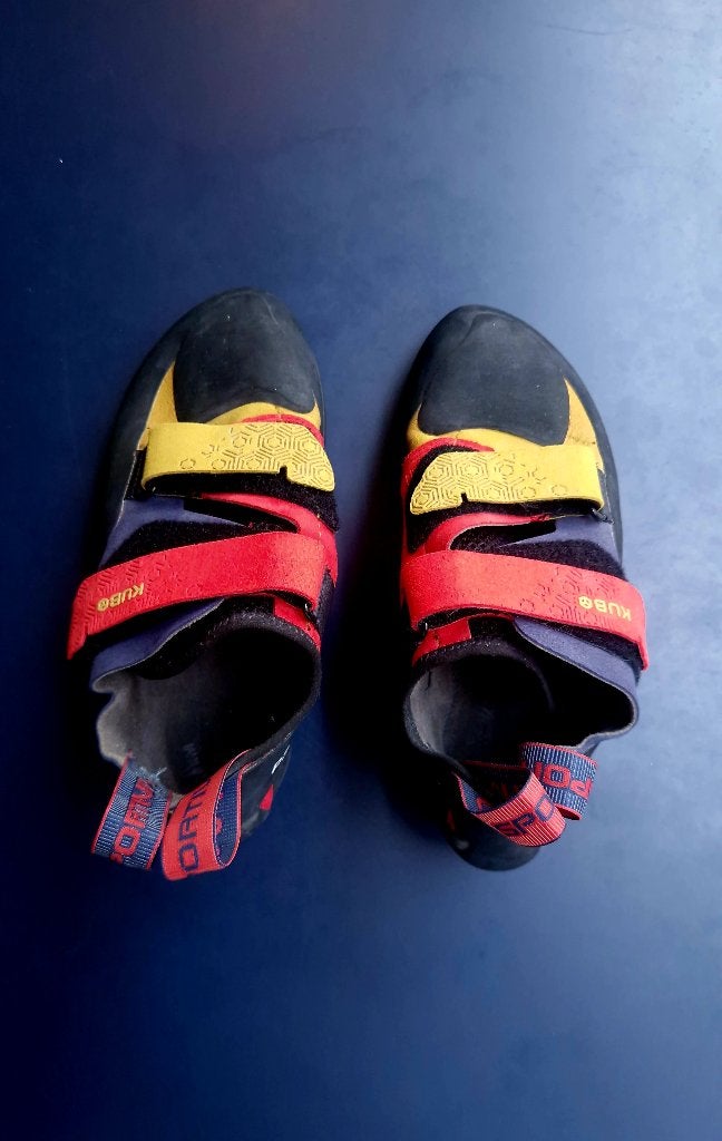 La Sportiva Kubo — Taille 41,5 — Comme neuf, Sports & Fitness, Escalade, Enlèvement ou Envoi, Comme neuf, Chaussons d'escalade