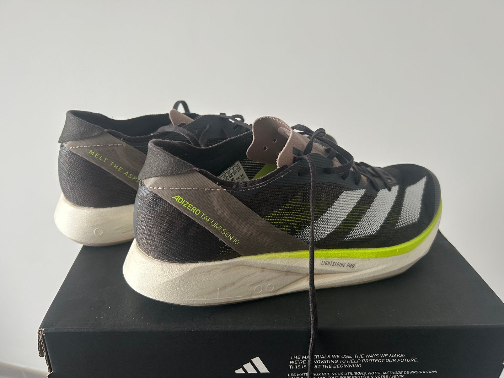 Adidas Adizero Takumi Sen 10 - maat 44, Enlèvement, Comme neuf, Adidas