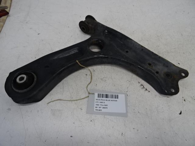 BRAS DE SUSPENSION AVANT DROIT (TRIANGLE) Volkswagen, Utilisé, Volkswagen