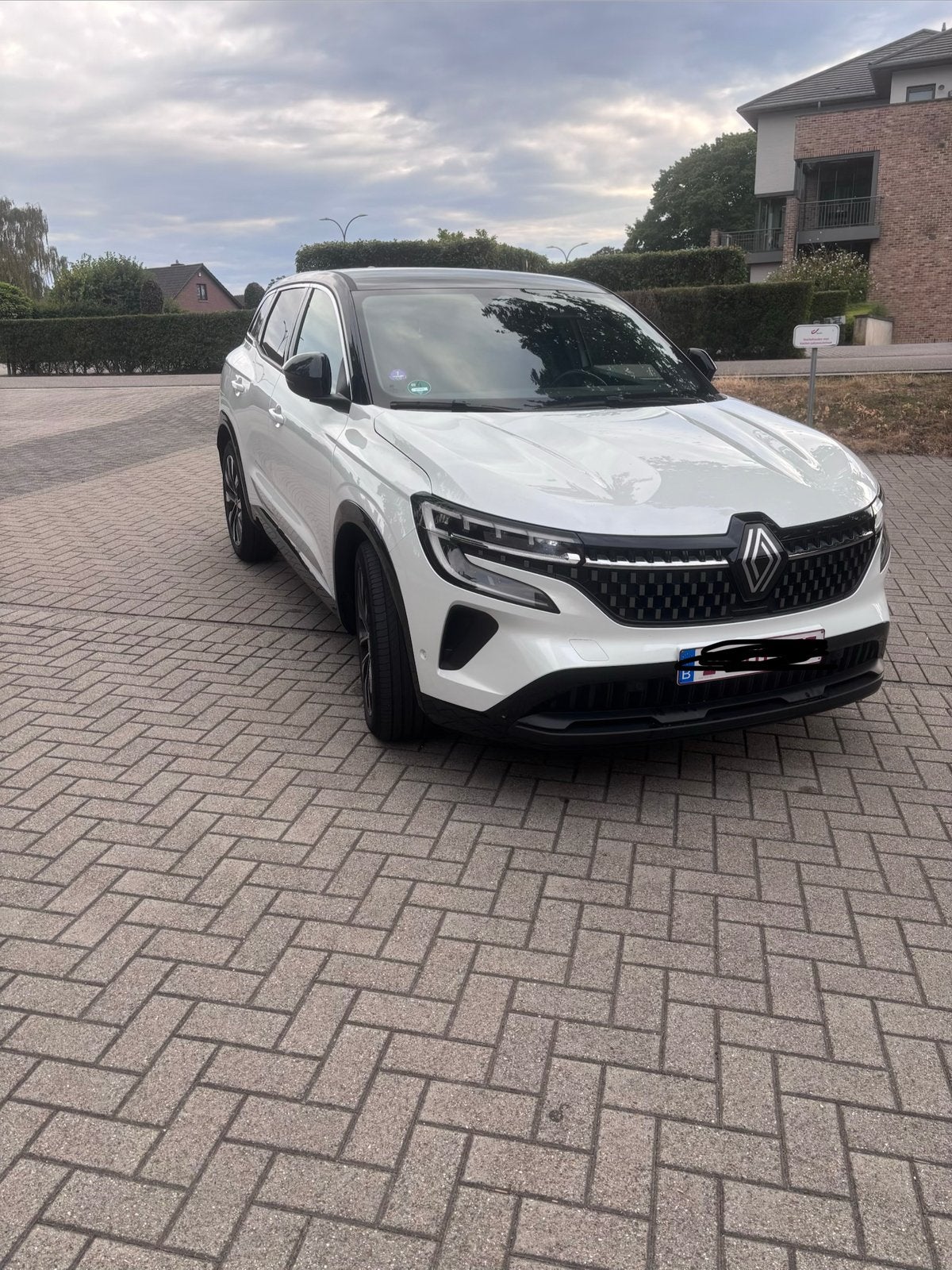 Renault Austral, Auto's, Automaat, Dealer onderhouden, Leder en Stof, Wit