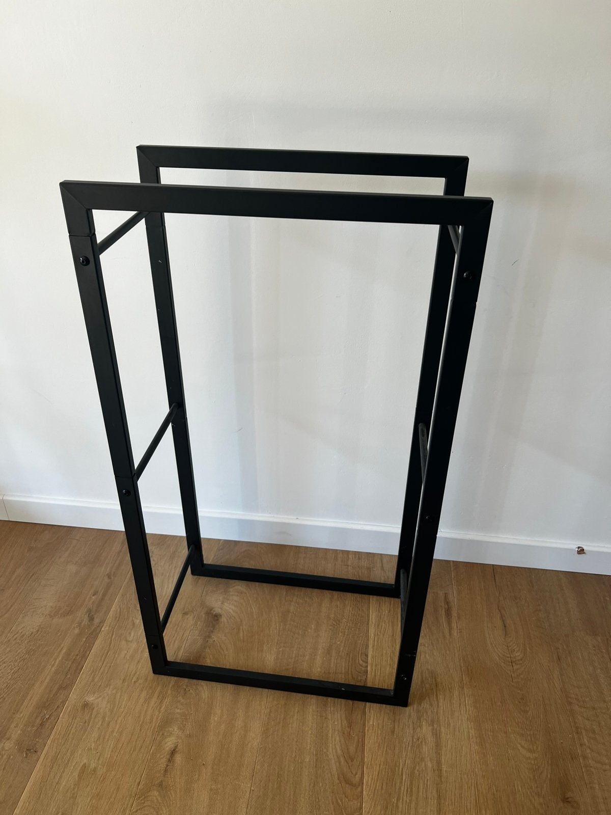 Support buches 50x28x94, Enlèvement, Comme neuf