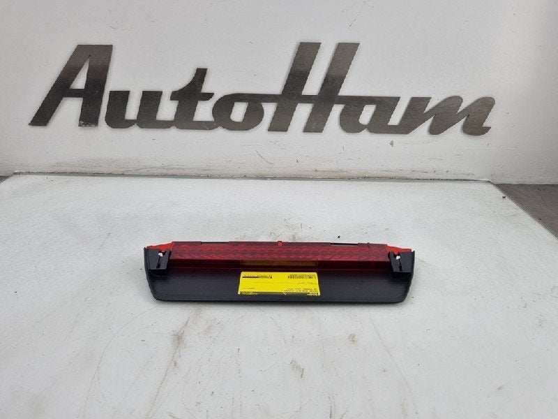 FEU STOP CENTRAL ARRIERE Passat (3G2) (|3G5945087|), Utilisé, Volkswagen