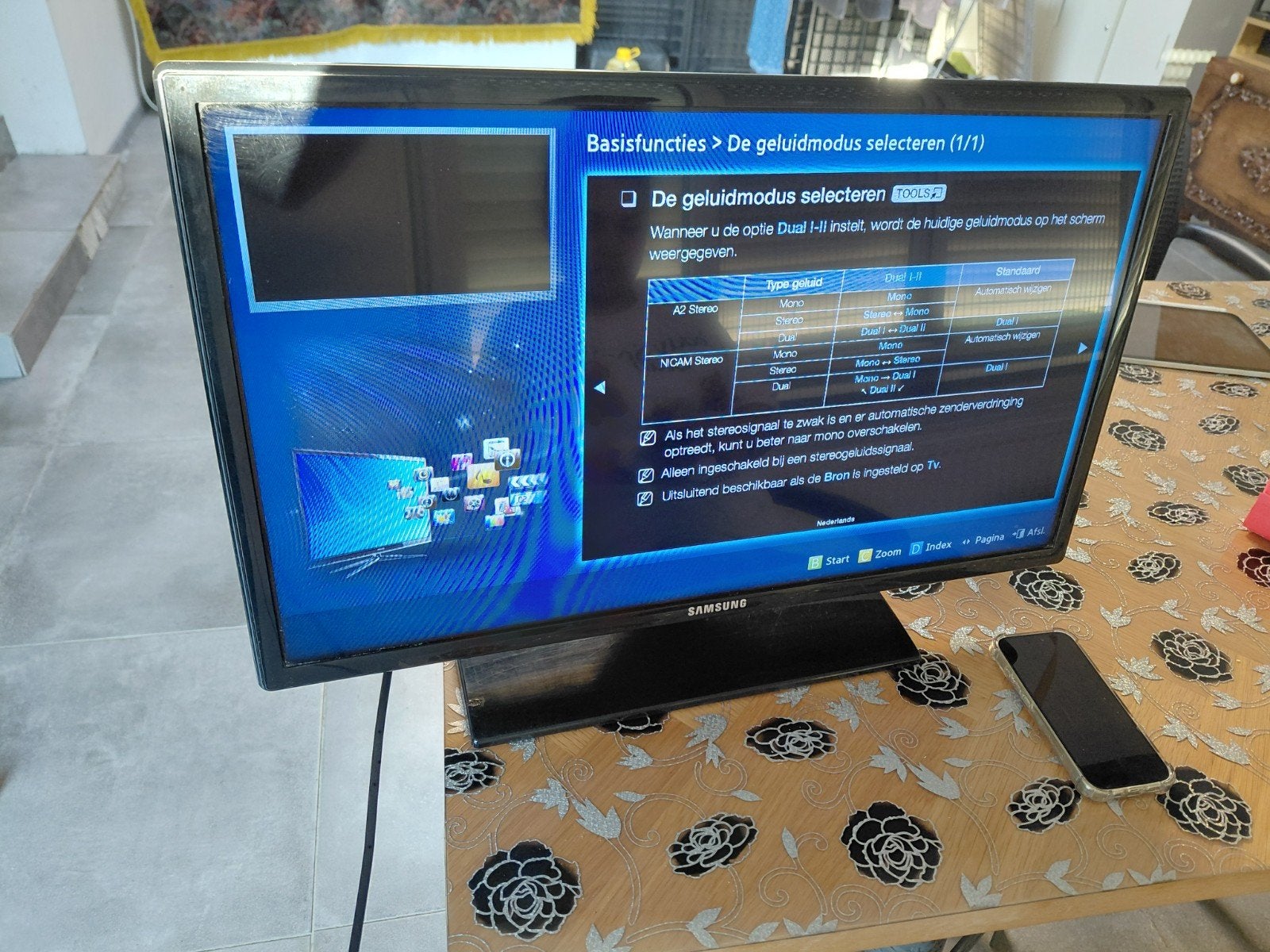Samsung 26 pouces à 70 euros avec télécommande, parfaitement, TV, Hi-fi & Vidéo, Enlèvement, LED, Samsung