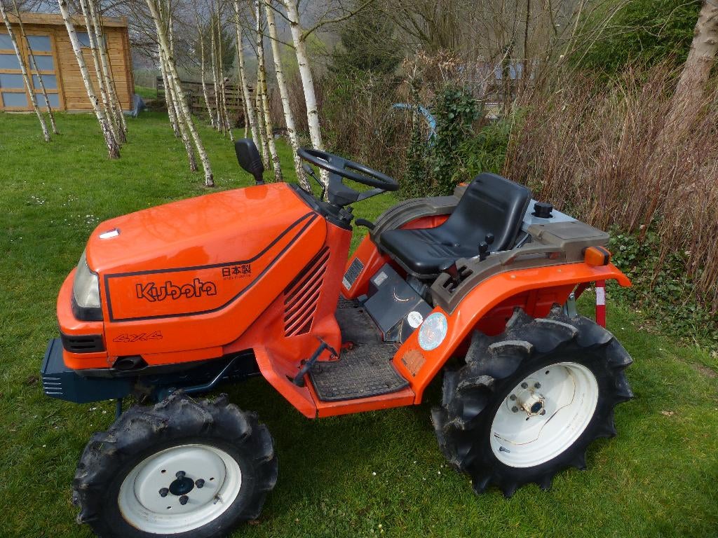 Tracteur Kubota, Divers, Enlèvement, Utilisé