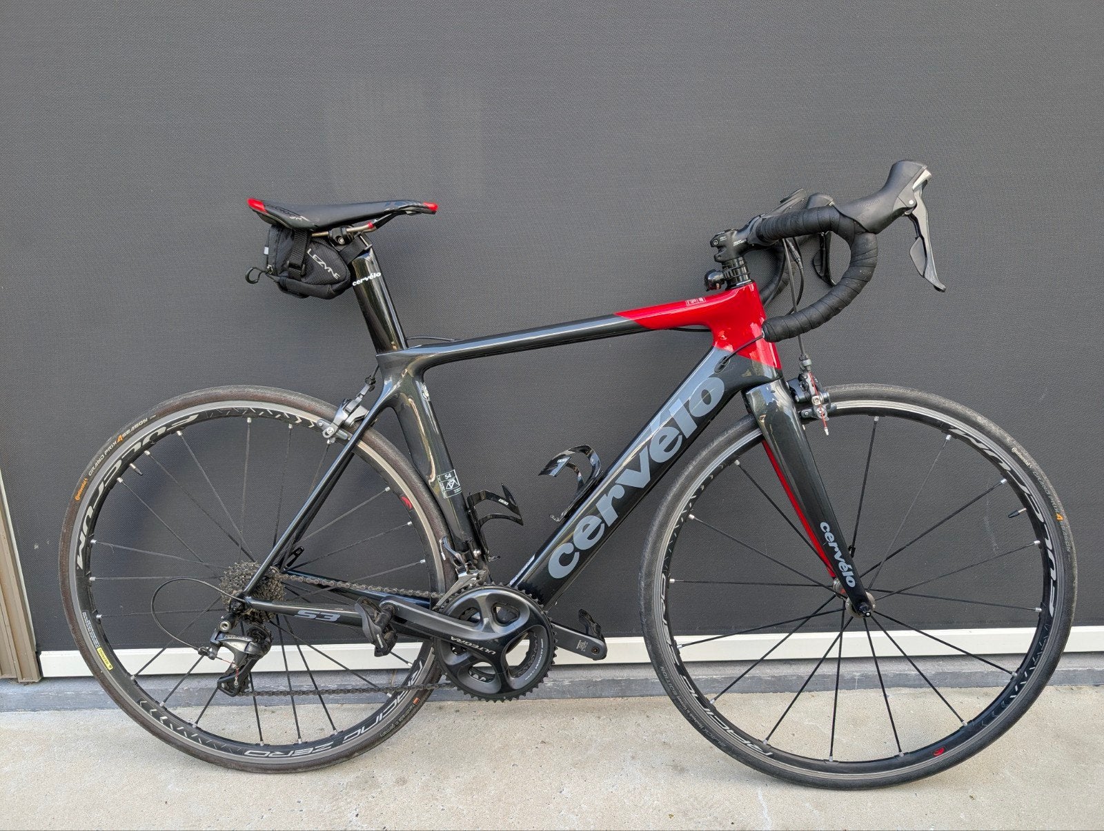 Cervėlo S3, Fietsen en Brommers, Gebruikt, Carbon, 10 tot 15 versnellingen, Velgrem