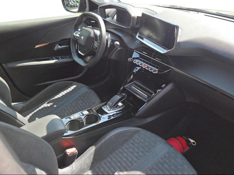 Peugeot 208 Roadtrip 1.2i 130pk Automaat - Camera-  Carplay, Auto's, Peugeot, Automaat, 1199 cc, Emergency brake assist, Zwart