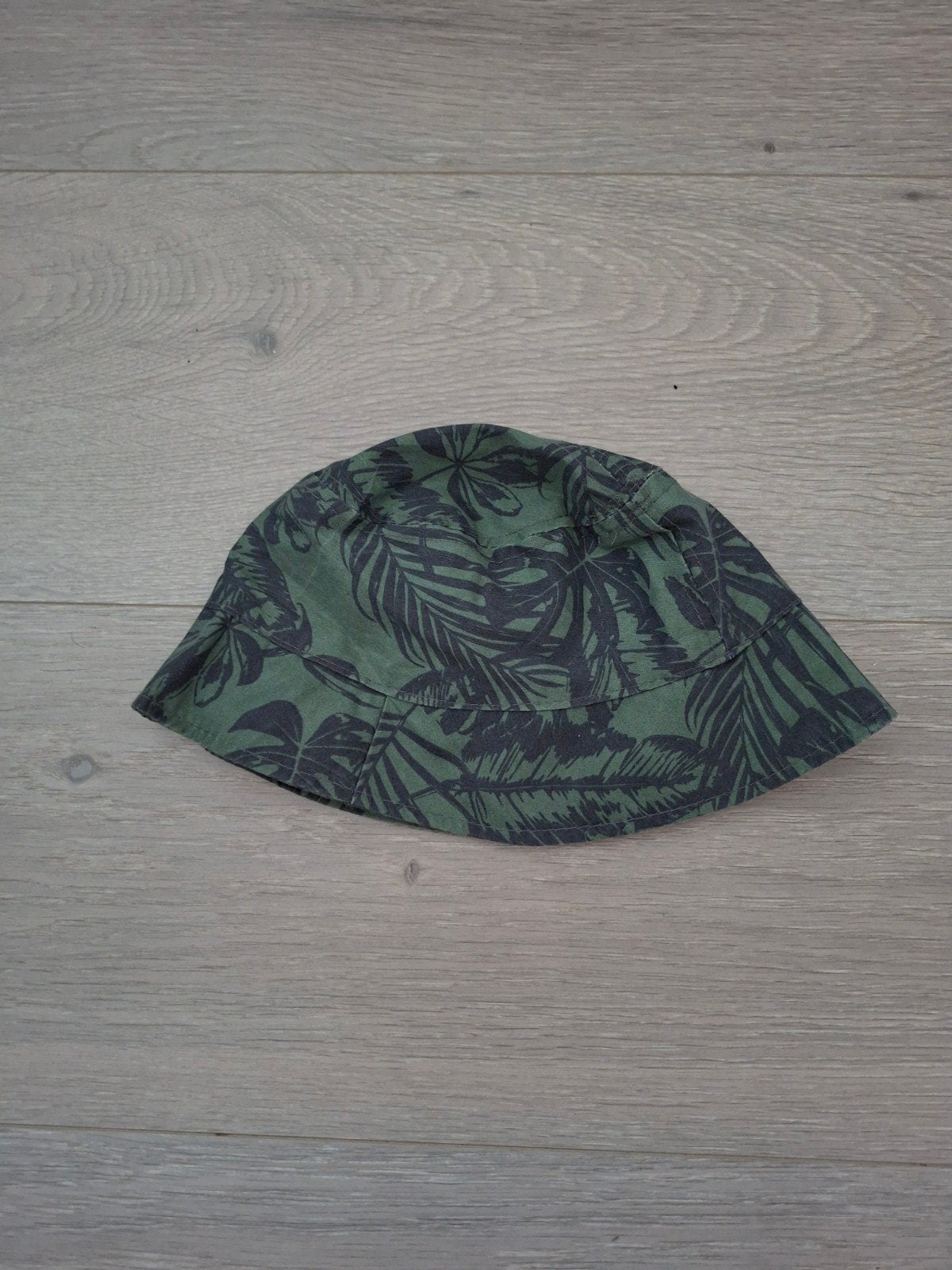 zonnehoed / pet/ vissershoed, Kinderen en Baby's, Babykleding | Petten en Hoeden, Ophalen of Verzenden, Zo goed als nieuw, Jongetje