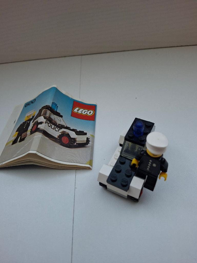Lego 600 ( 600-2 ) Police Patrol Car 1978, Kinderen en Baby's, Speelgoed | Duplo en Lego, Ophalen of Verzenden, Compleet, Lego