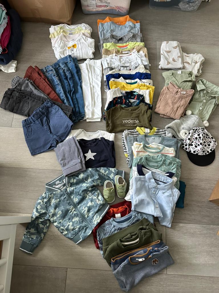 Ensemble de vêtements pour bébé taille 68, Enfants & Bébés, Vêtements de bébé | Packs de vêtements pour bébés, Utilisé, Taille 68