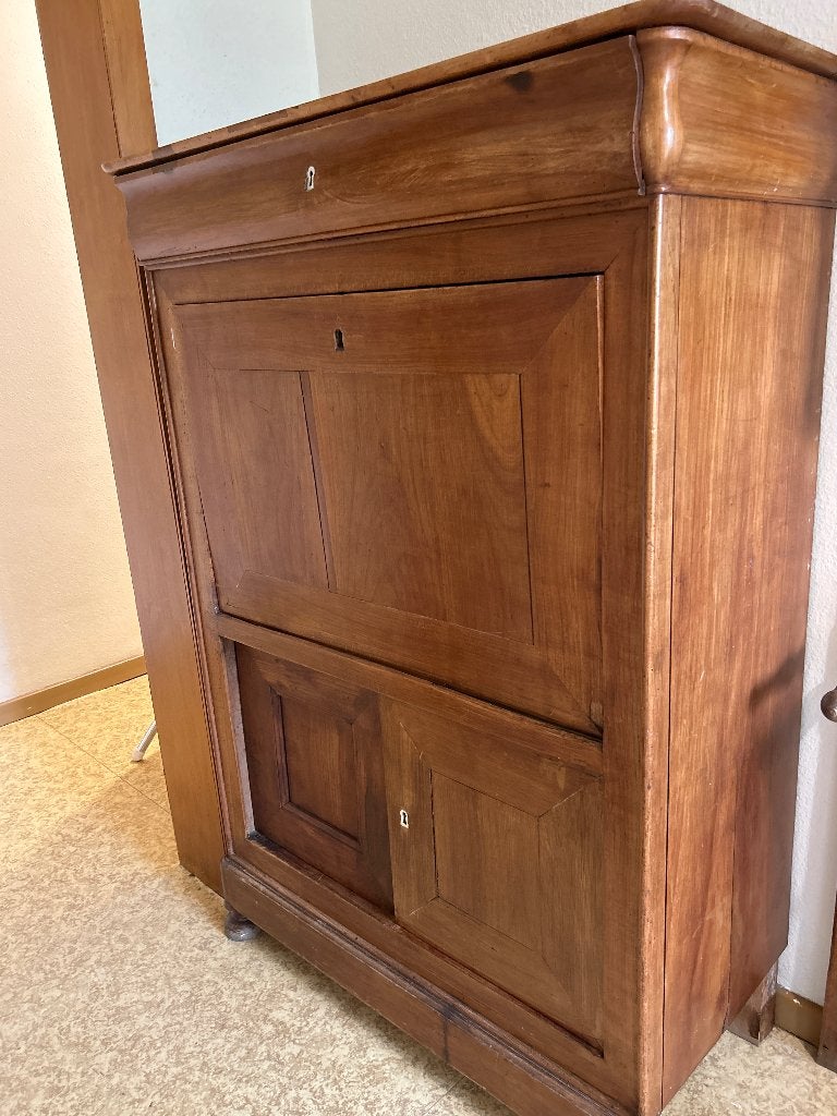 Armoire antiquité à réparer, Antiquités & Art, Enlèvement
