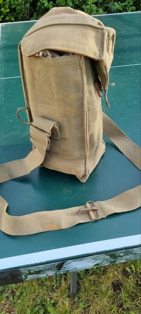 Gasmasker  B, Ophalen