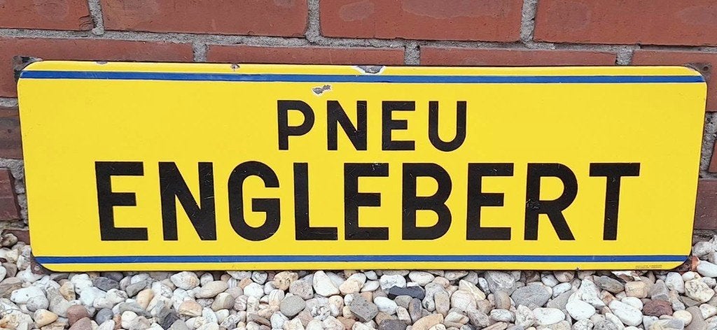 Emaille reclamebord van het Belgische bandenmerk Englebert., Enlèvement ou Envoi, Utilisé, Panneau publicitaire