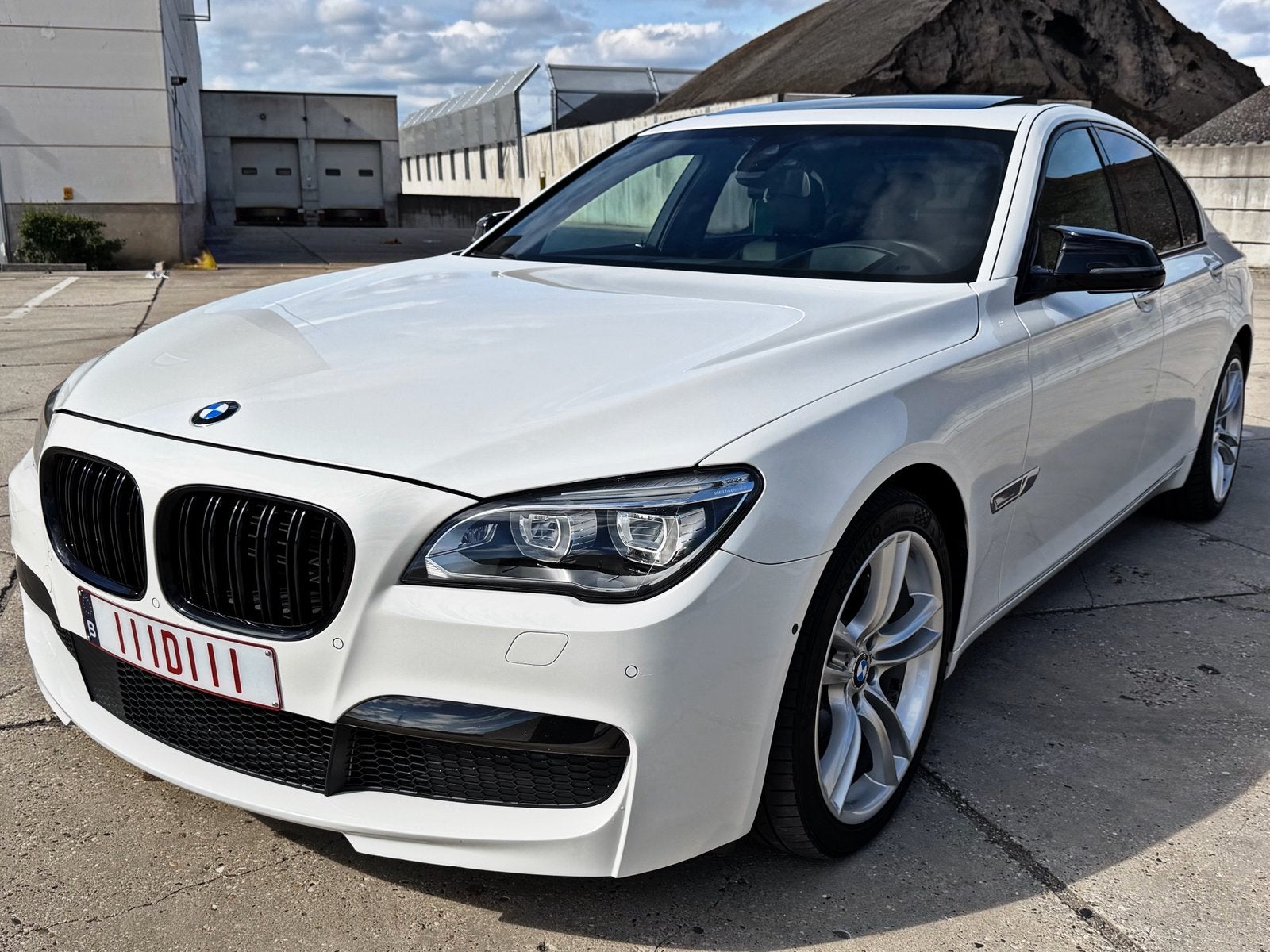 BMW 730i ActiveHybride • 67.000km • Full Option - M Pack !, Auto's, BMW, Automaat, 4 deurs, Parkeersensor, 2995 cc