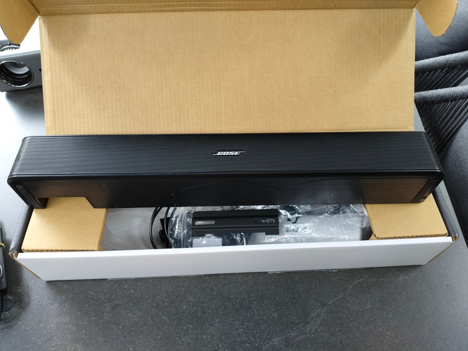 soundbar Bose, Enlèvement