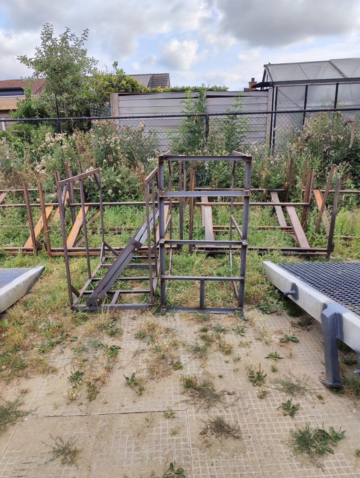 Diverse ijzeren pallet rekken stapelrek, Ophalen
