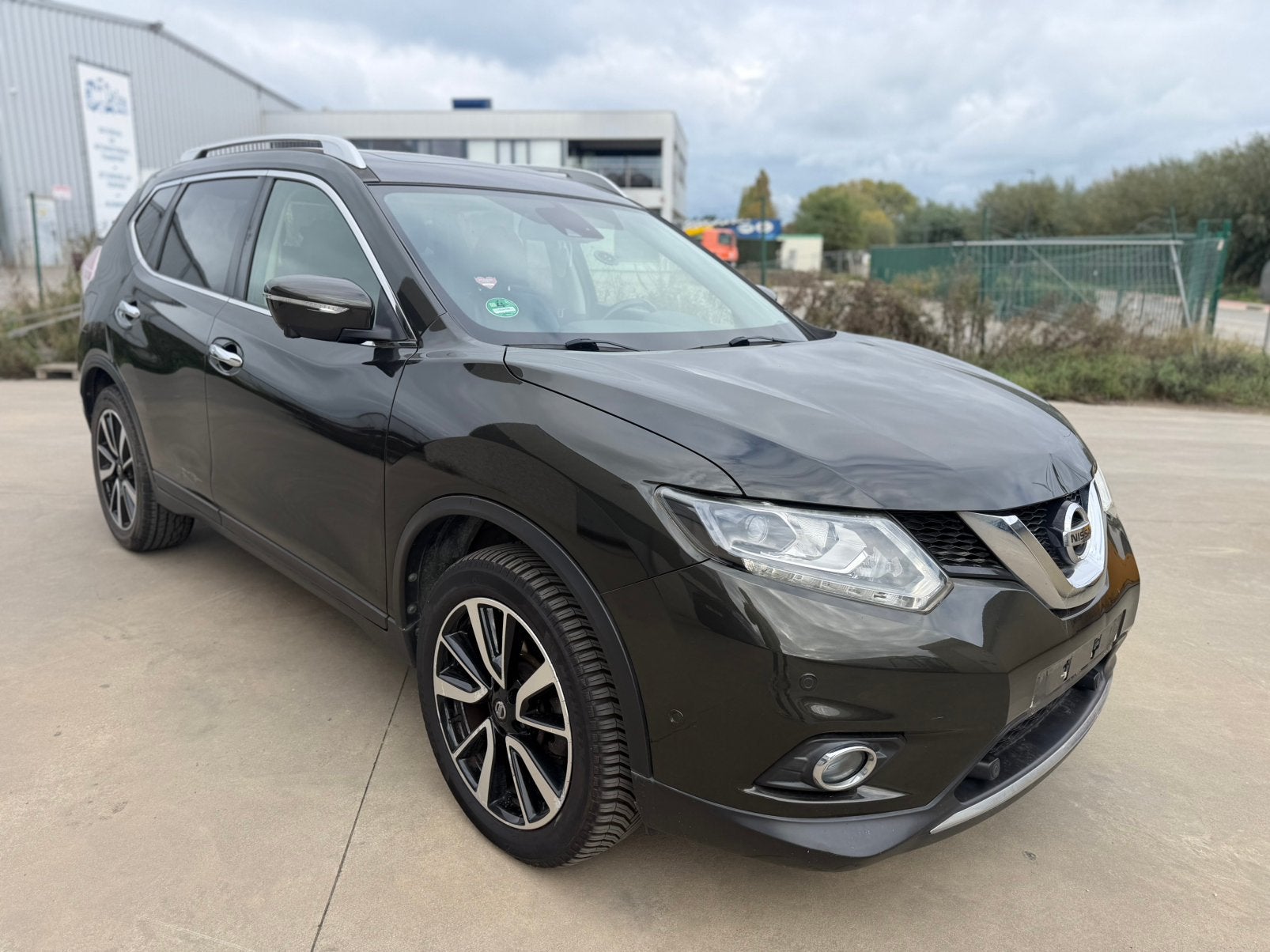 Nissan X-Trail 7 plaats benzine 1.6, Auto's, 1618 cc, 4 cilinders, 7 zetels, Handgeschakeld