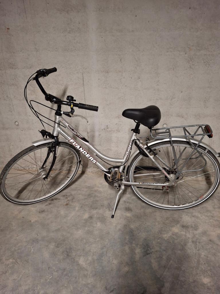 VELO DE VILLE FEMME ADULTE., Vélos & Vélomoteurs, Enlèvement