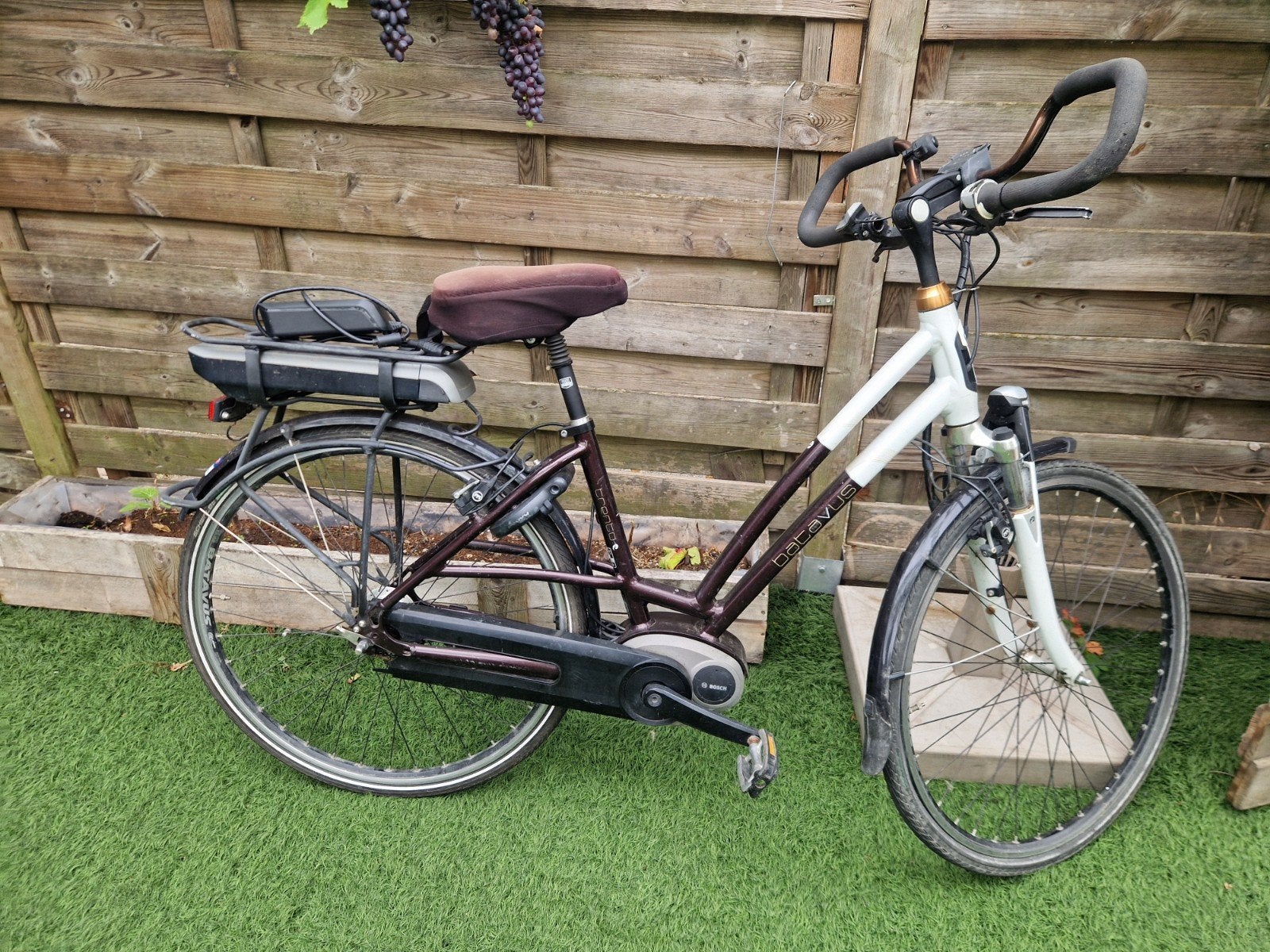 gazelle elektrische fiets Zonder display 200 euro, Fietsen en Brommers, Elektrische fietsen, Ophalen, Gazelle