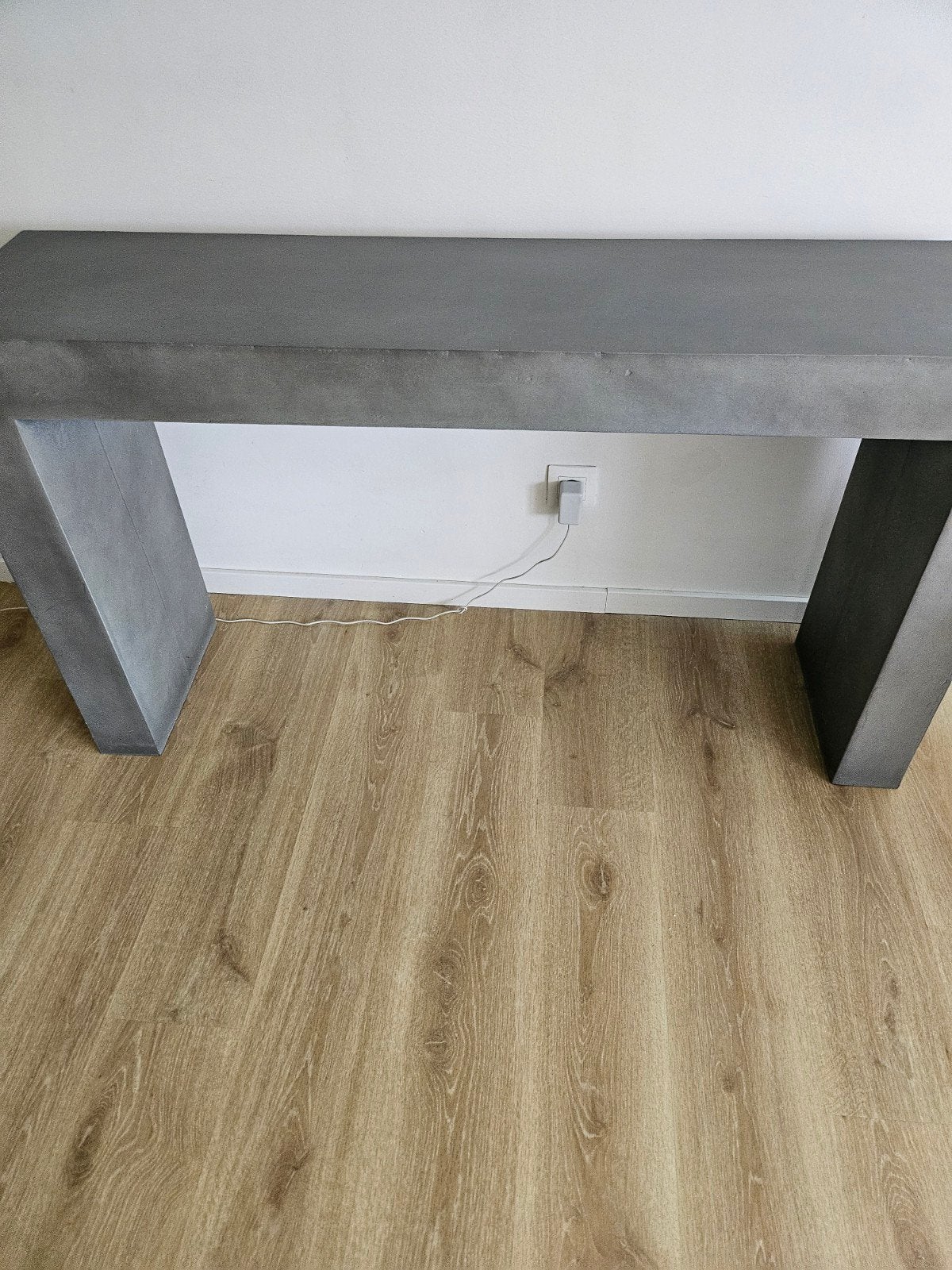 Console mineral beton maison du monde comme neuve, Enlèvement