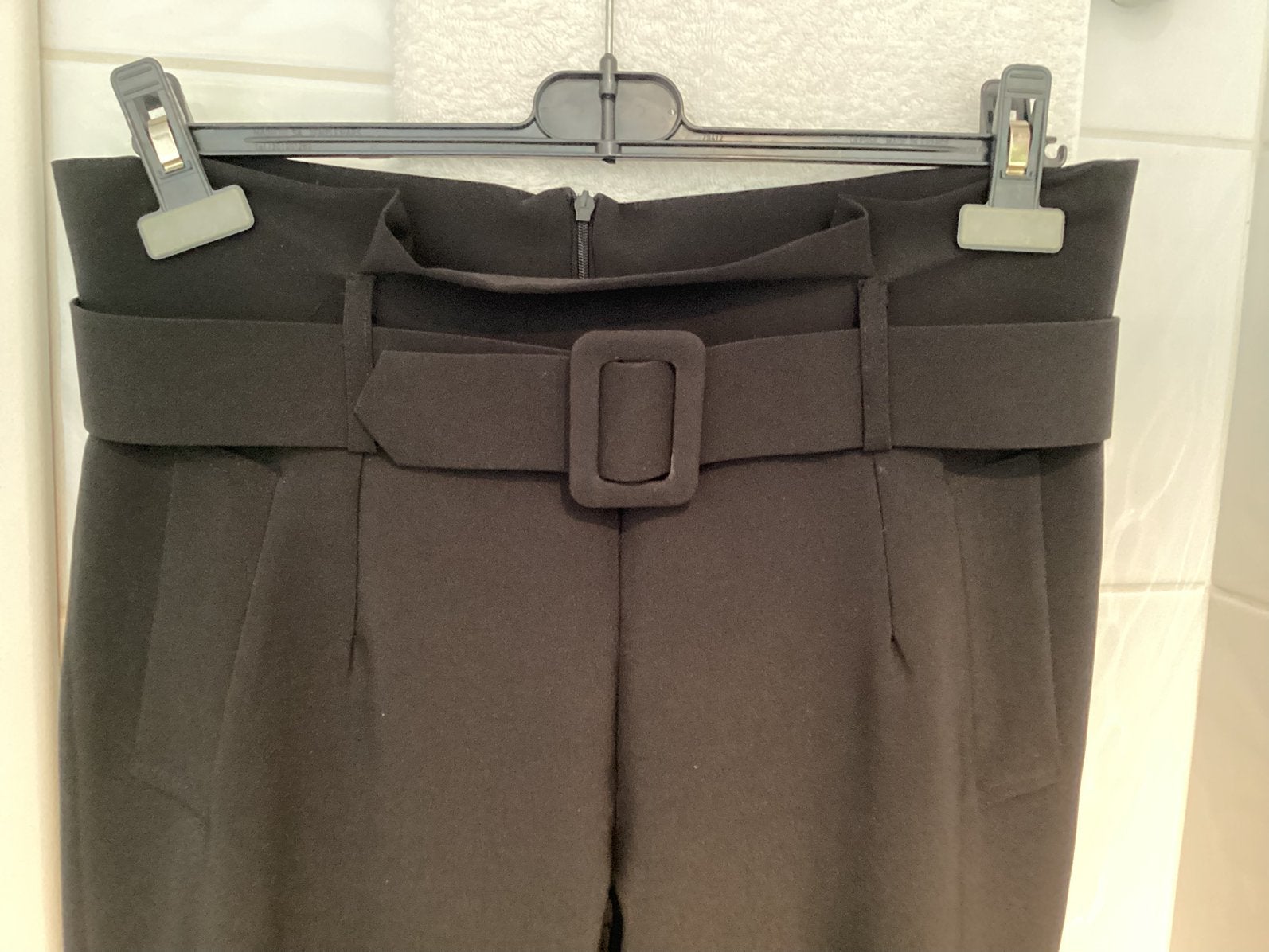 Joli pantalon noir, Taille 38/40 (M), Enlèvement ou Envoi, Comme neuf, Longs
