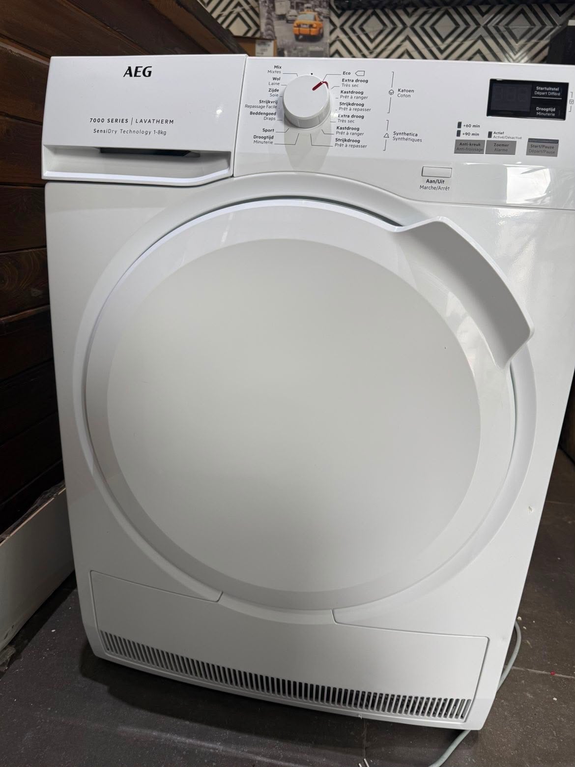 AEG DROOGKAST, Elektronische apparatuur, Ophalen, Nieuw