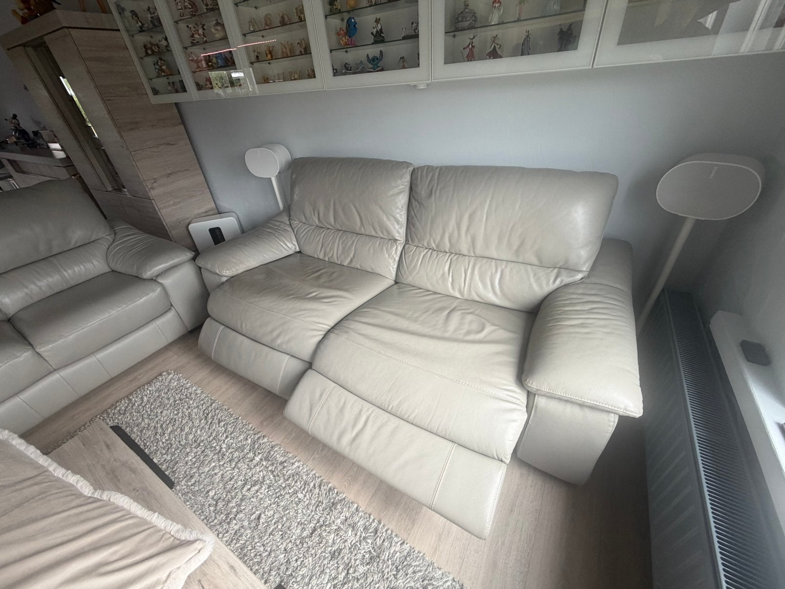 Lederen salon Aventi 2 zit en 2,5 zit met electrische relax, Maison & Meubles, Canapés | Salons, Comme neuf, Quatre personnes ou plus