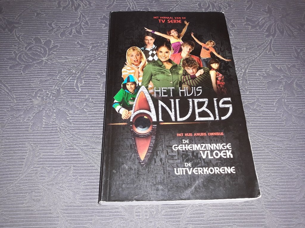 Anubis omnibus boek, Boeken, Ophalen of Verzenden, Gelezen
