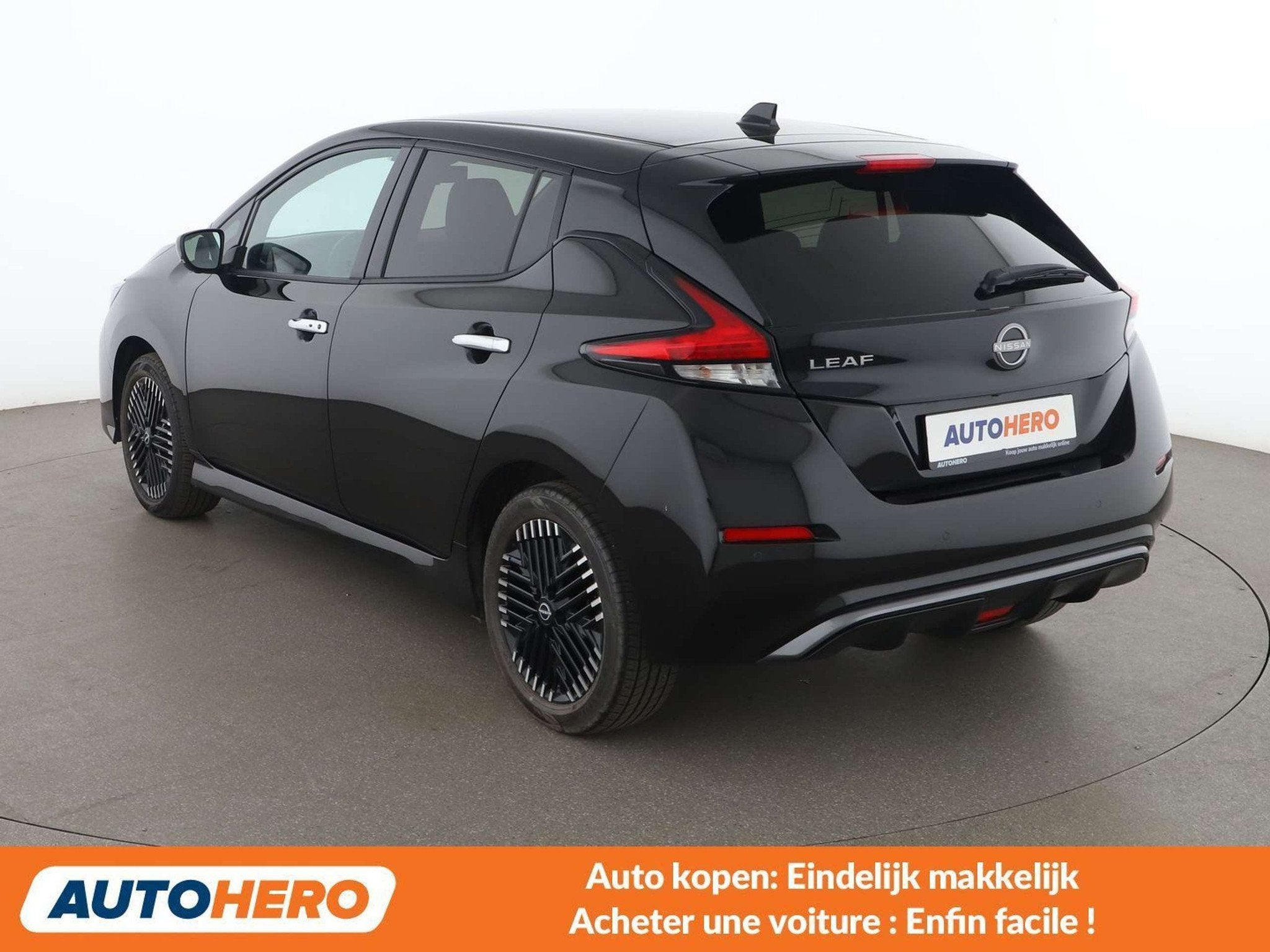 Nissan Leaf electric drive 160 kW N-Connecta (automatique), Autos, 218 ch, Achat, Noir, 5 portes