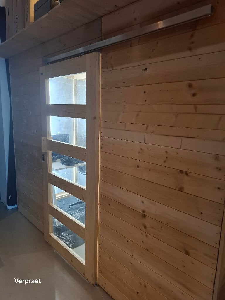 Tuinhuis momenteel omgebouwd naar soundbooth, Ophalen, Tuinhuis, 1 raam, 250 tot 300 cm
