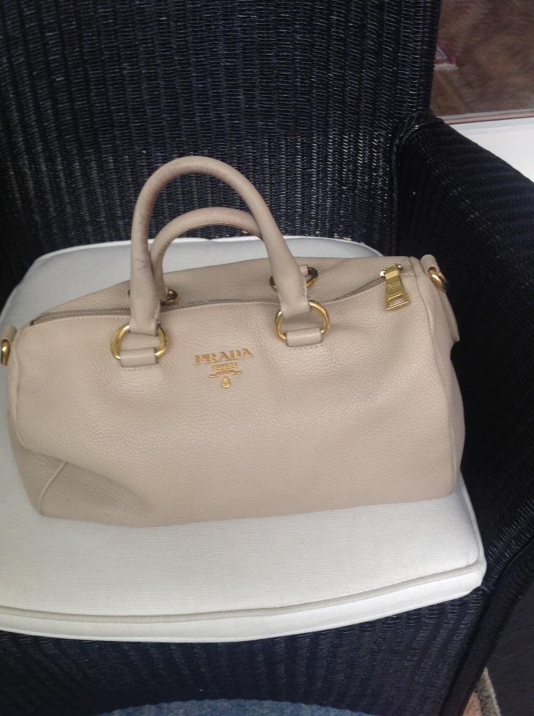 Prada handtas., Ophalen, Zo goed als nieuw, Beige, Handtas
