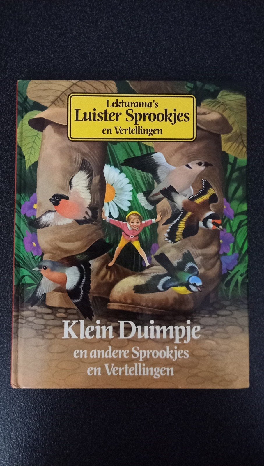 Klein Duimpje en andere Sprookjes en Vertellingen, Boeken, Ophalen of Verzenden, Gelezen