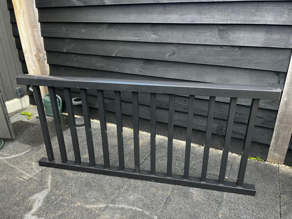 Luxe houten terras hekwerk + 2 poorten donker grijs, Tuin en Terras, Ophalen, Met poort, Gebruikt, Tuinhek
